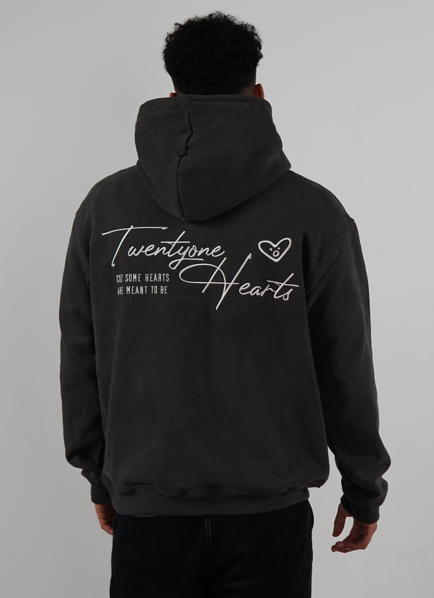 Broken Hearts Oversize Hoodie Grau