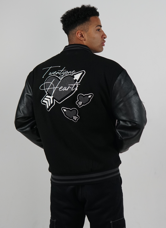 Broken Hearts Varsity Jacke Schwarz